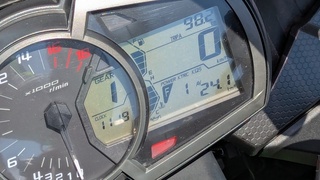 6R燃費24kmL.jpg